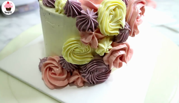 【蛋糕食譜】夢幻登場~學做彩色獨角獸蛋糕
