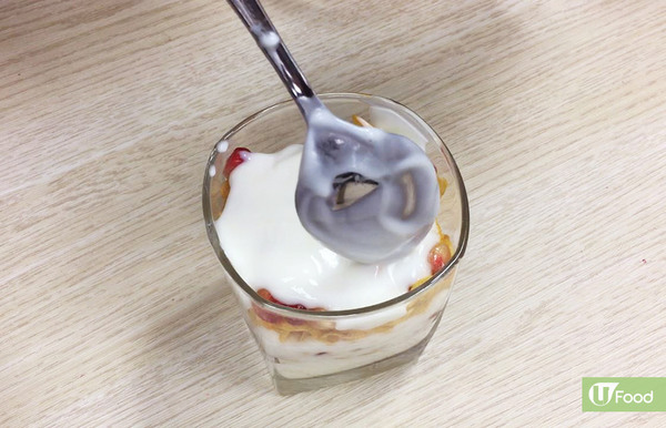 夏日健康小食推介！酸甜開胃「紅石榴脆脆乳酪」