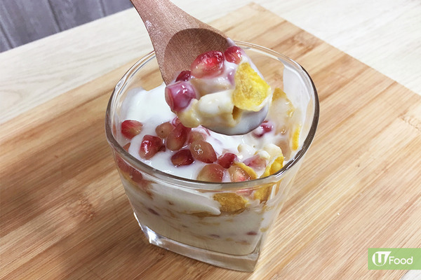 夏日健康小食推介！酸甜開胃「紅石榴脆脆乳酪」
