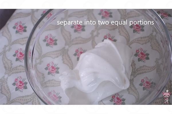 法式夢幻甜品！雙色漸層蛋白糖霜脆餅