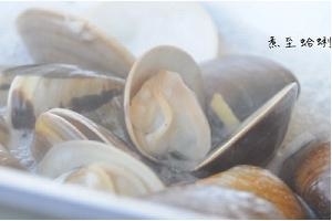 美味又簡單！極速自製啤酒煮蛤蜊