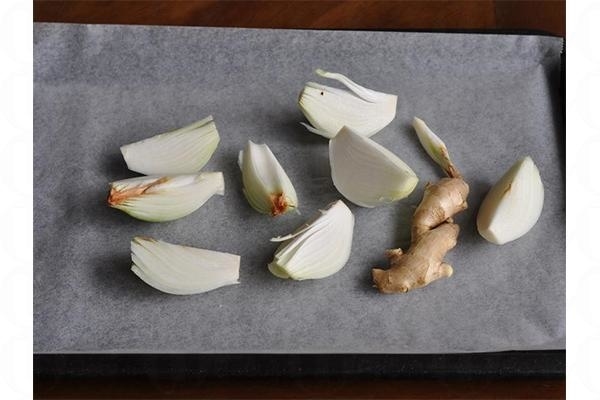  無味精濃郁湯頭！自家製越南牛肉河粉 