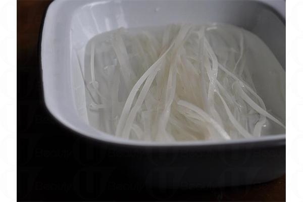  無味精濃郁湯頭！自家製越南牛肉河粉 