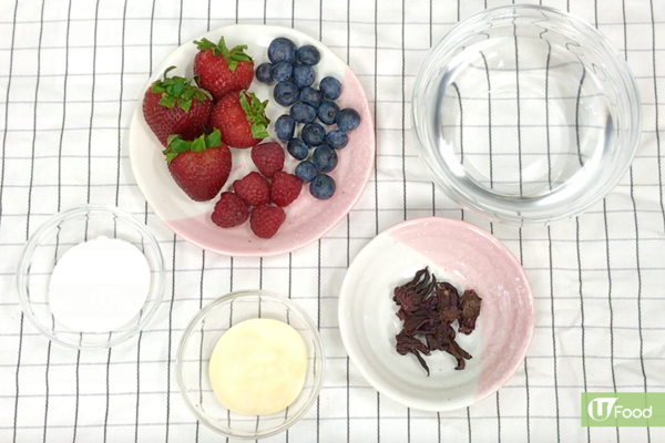 自製夏日健康甜品！色彩鮮豔「洛神花水果啫喱」