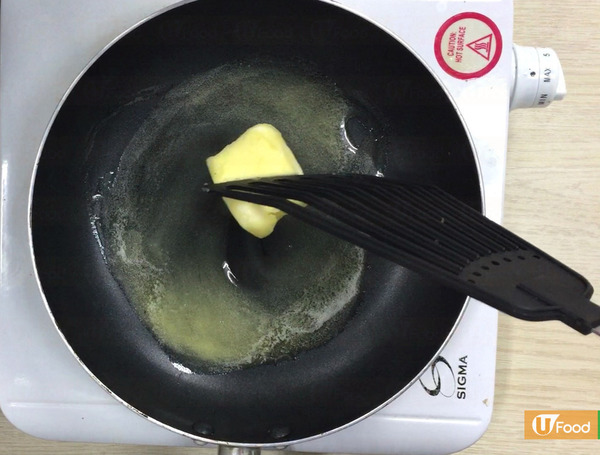 一機搞掂!超濃郁蘑菇粟米忌廉湯