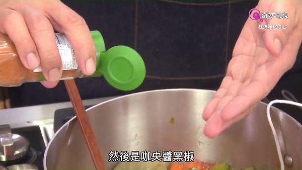 濃郁滋味！阿澤自家製蝦湯