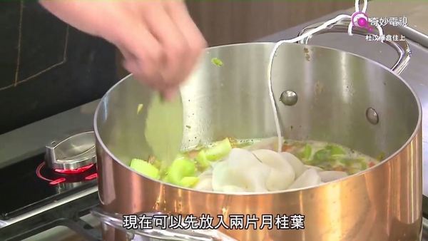 濃郁滋味！阿澤自家製蝦湯