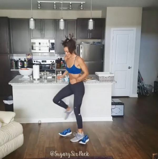 15分鐘波鞋減肥操　6組動作重覆4圈燃燒下半身肥肉