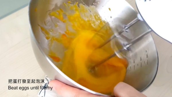 茶樓必點 竹籠蒸馬拉糕