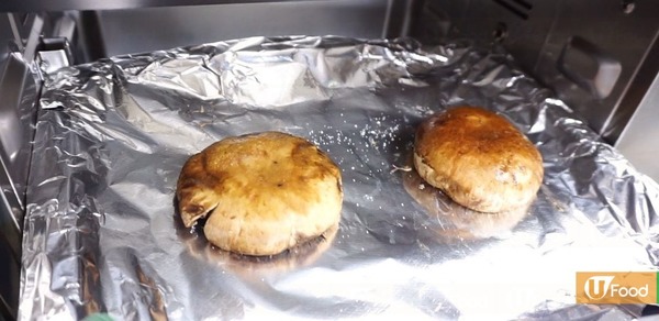 香濃又多汁 流心菠菜大啡菇