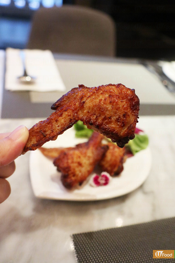  YOKU MOKU推任食卷蛋甜品　指定酒款任飲