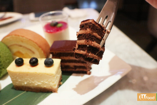  YOKU MOKU推任食卷蛋甜品　指定酒款任飲