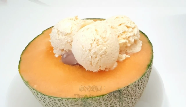 夏日消暑之選！自製香甜哈蜜瓜雪糕