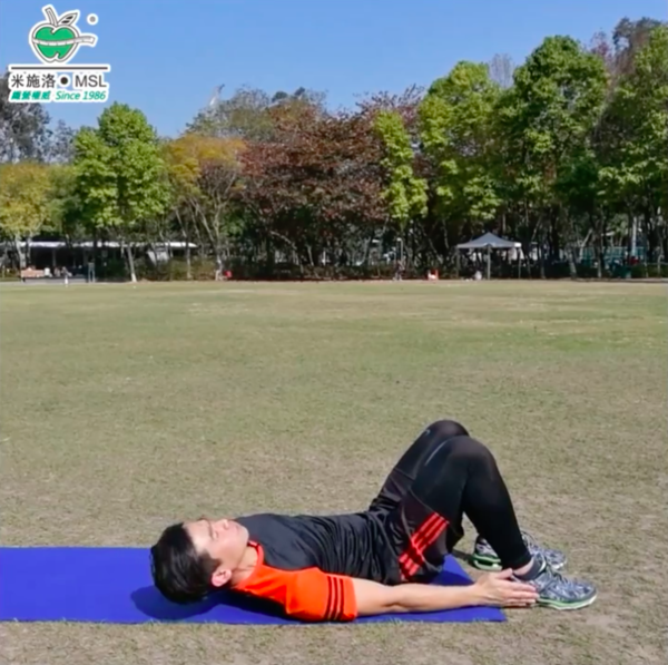 每日5分鐘  3組動作助你重拾纖腰