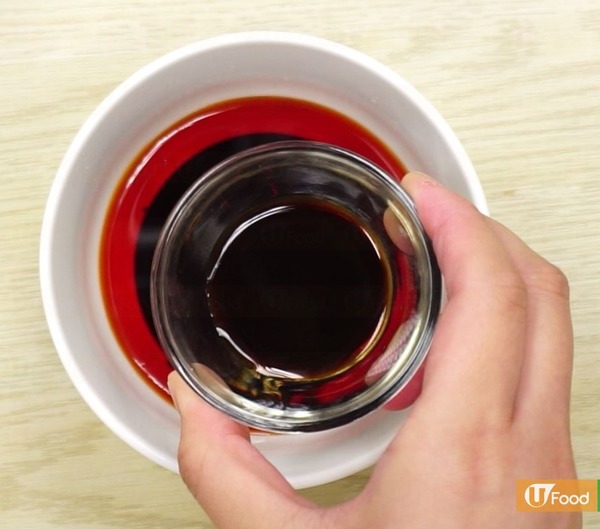 召喚嗜辣迷 惹味麻辣紅油抄手