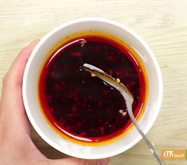 召喚嗜辣迷 惹味麻辣紅油抄手