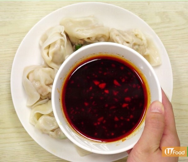 召喚嗜辣迷 惹味麻辣紅油抄手