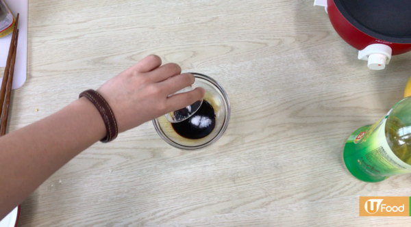 做宵夜一流！午餐肉炒即食麵