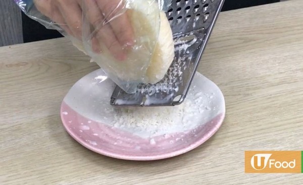 告別刨冰機！「刨冰神器」整牛奶綿綿冰