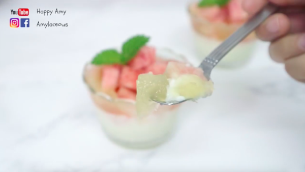 滑捋捋多果肉  香甜白桃奶凍