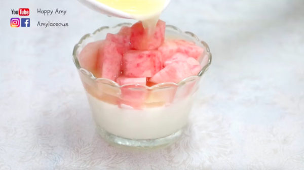 滑捋捋多果肉  香甜白桃奶凍