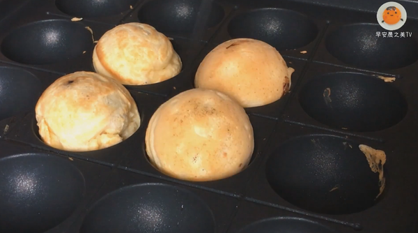 玩得又食得！5步驟整好小兔鬆餅波