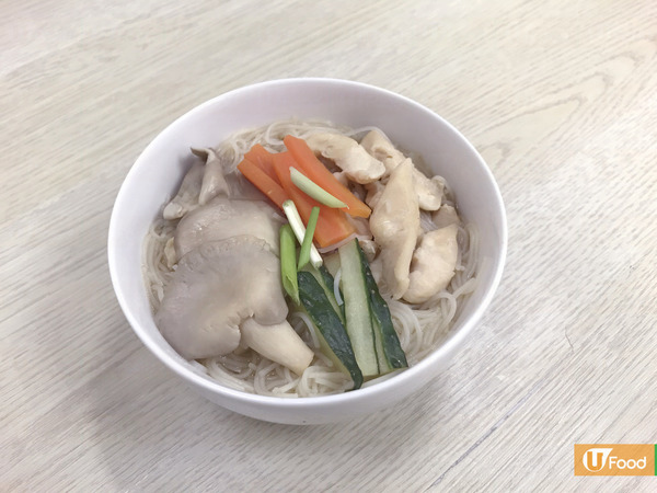 自製低脂早餐！養顏「清腸三絲煮米粉」