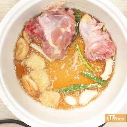 送飯一流！5步煮出香濃三杯雞