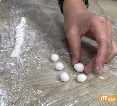 零難度甜品工房　淡香桂花酒釀丸子