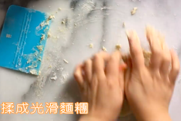 下午茶止口痕小食！無肉番茄芝士雞仔pizza