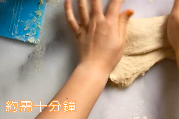 下午茶止口痕小食！無肉番茄芝士雞仔pizza