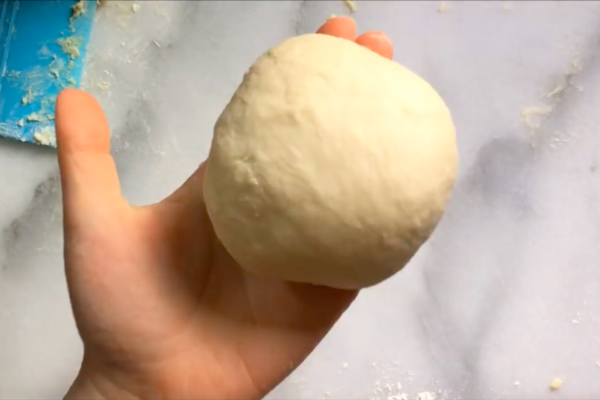 下午茶止口痕小食！無肉番茄芝士雞仔pizza