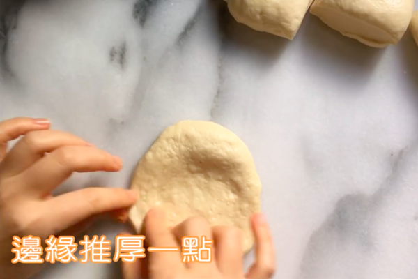 下午茶止口痕小食！無肉番茄芝士雞仔pizza