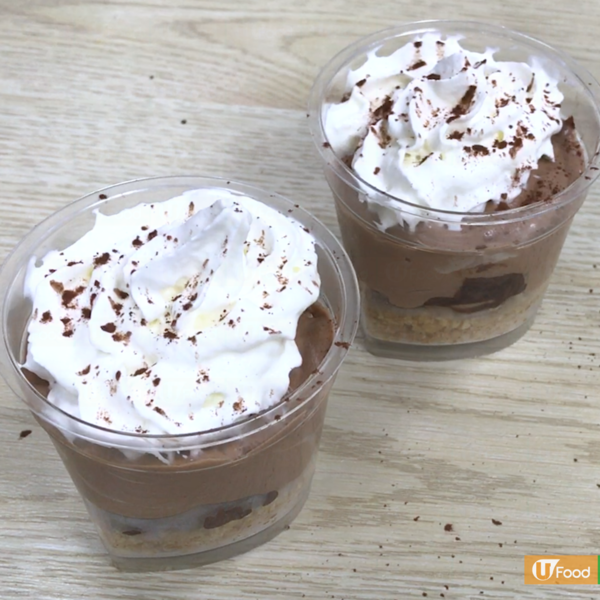 4步完成細滑可口 免焗香蕉朱古力慕斯杯