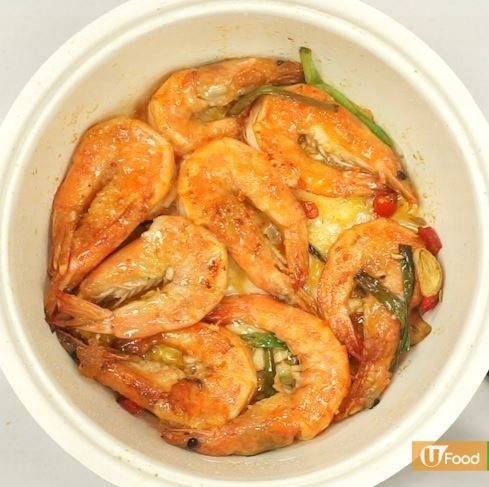 懶人一煲搞掂 沙嗲鮮蝦粉絲煲