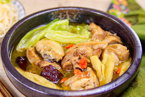 手腳冰冷恩物 暖笠笠麻油雞