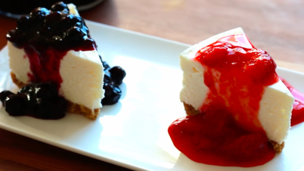 自家製無難度！免焗芝士蛋糕配果醬