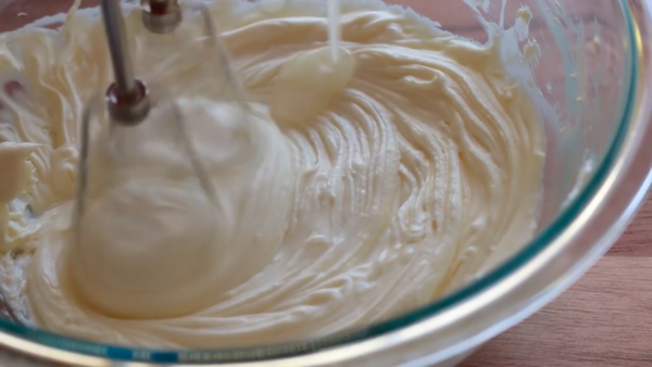 自家製無難度！免焗芝士蛋糕配果醬