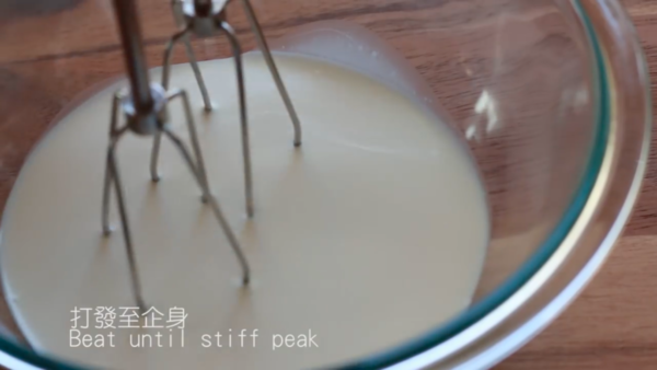 自家製無難度！免焗芝士蛋糕配果醬