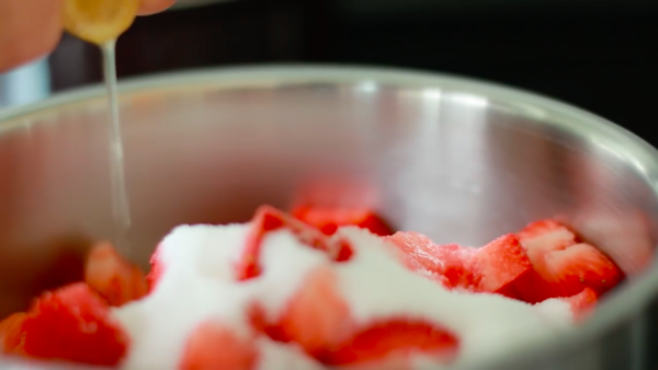 自家製無難度！免焗芝士蛋糕配果醬