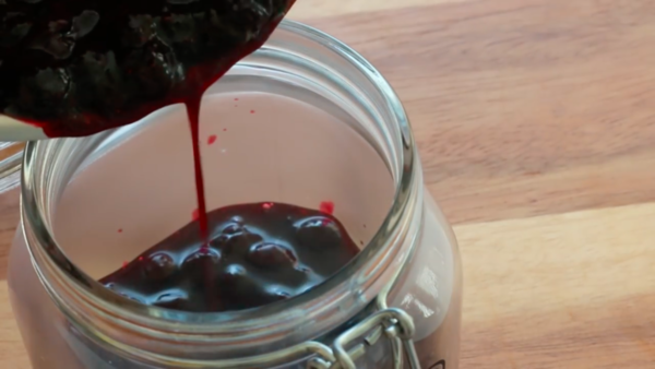 自家製無難度！免焗芝士蛋糕配果醬