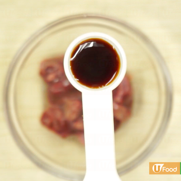 暖胃煲仔小菜 6步煮出啫啫雞煲