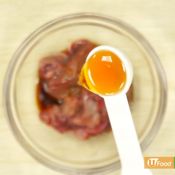 暖胃煲仔小菜 6步煮出啫啫雞煲