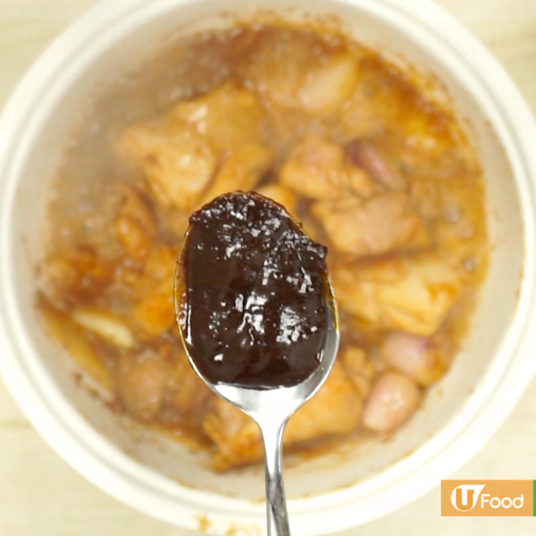 暖胃煲仔小菜 6步煮出啫啫雞煲