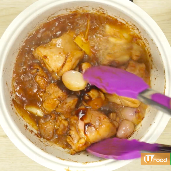 暖胃煲仔小菜 6步煮出啫啫雞煲