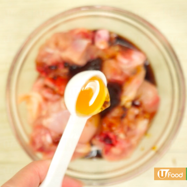 暖胃煲仔小菜 6步煮出啫啫雞煲