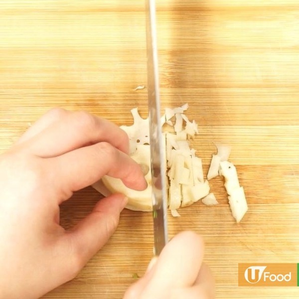 5步就整到！零失敗香煎蓮藕餅