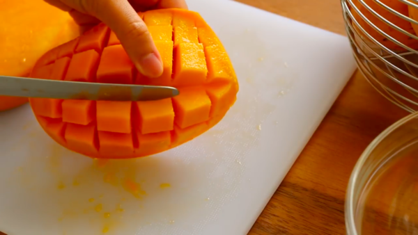 三重香芒滋味 免焗芒果慕絲蛋糕