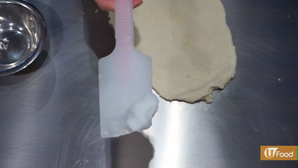 冬天熱辣辣飽肚點心 六步炮製臘腸卷