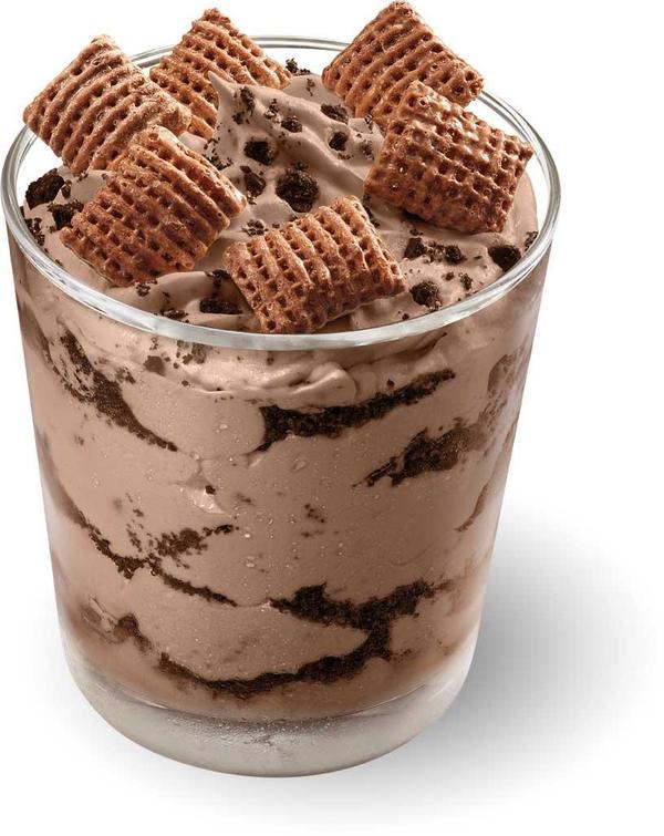 朱古力扭紋新地窩夫筒新登場   麥當勞推出朱古力系列甜品＋限時套餐優惠